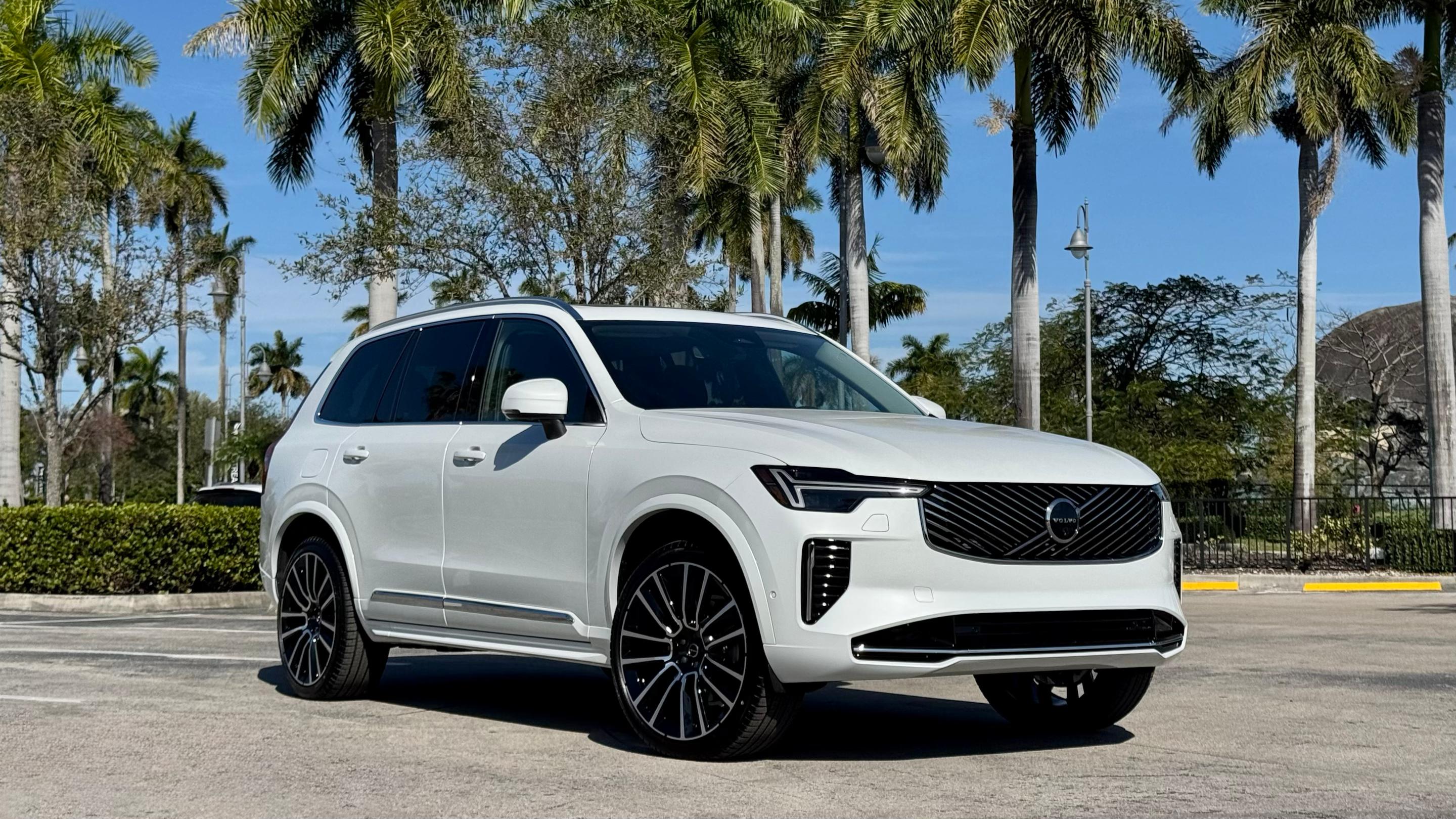 Volvo XC90 2026 in Miami, FL