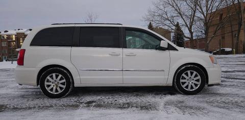 Chrysler Town & Country 2013