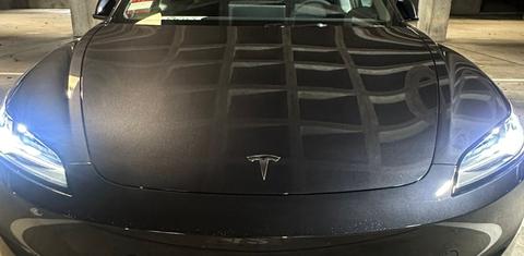 Tesla Model 3 2024