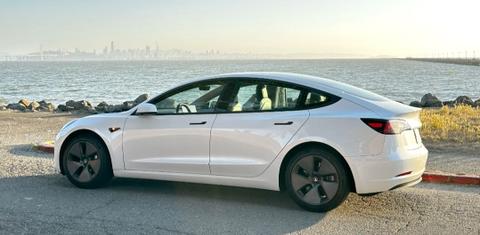 Tesla Model 3 2020