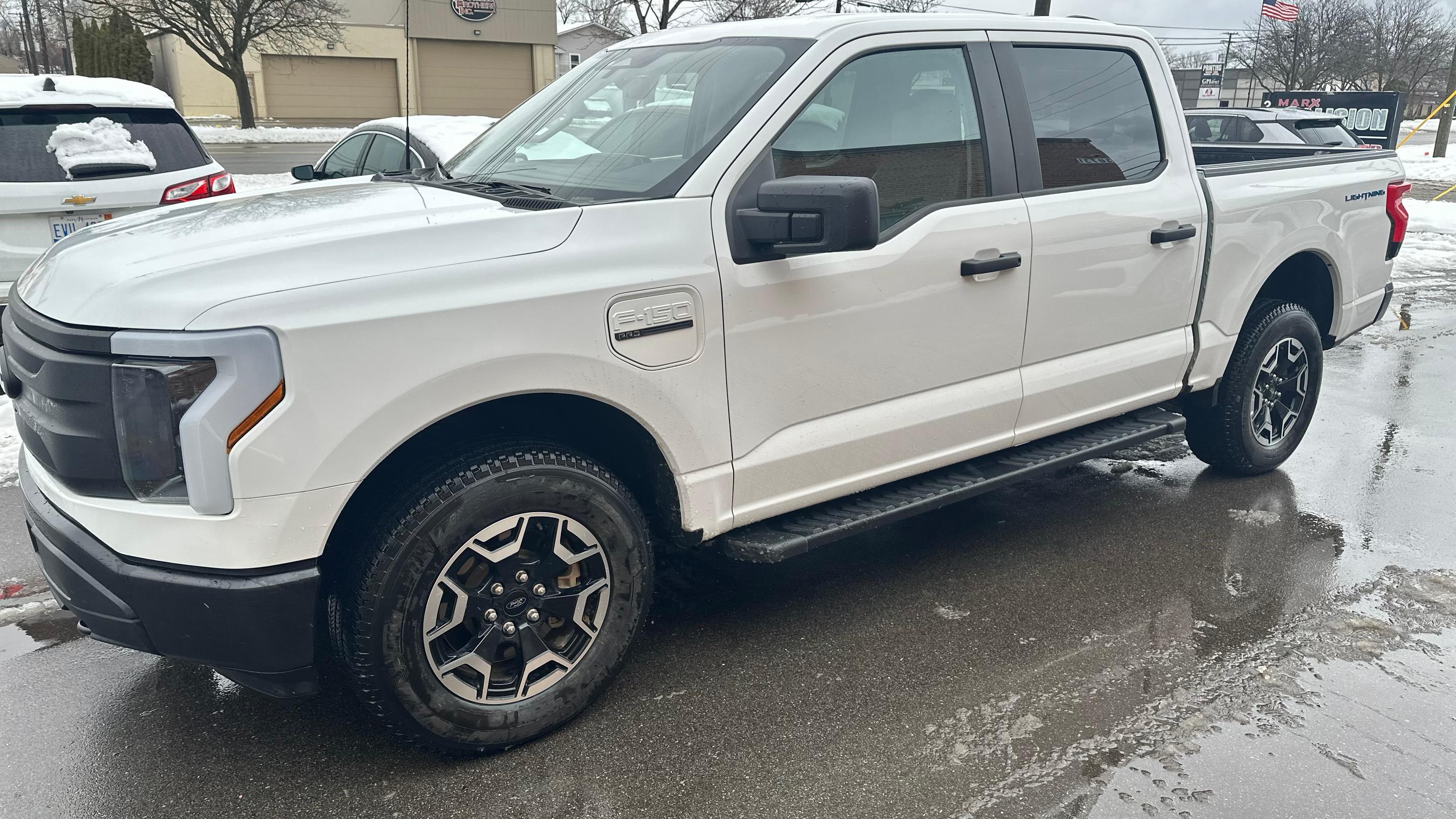 Ford F-150 Lightning 2023 in 
