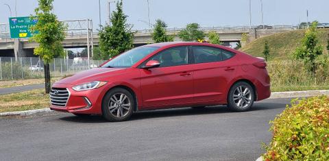 Hyundai Elantra 2017