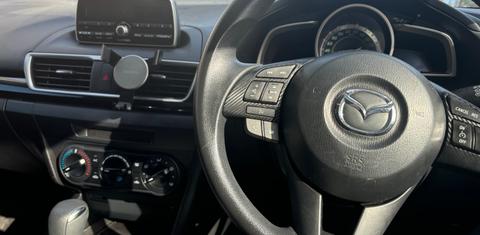 Mazda MAZDA3 2015