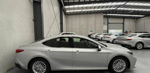 Toyota CAMRY 2025