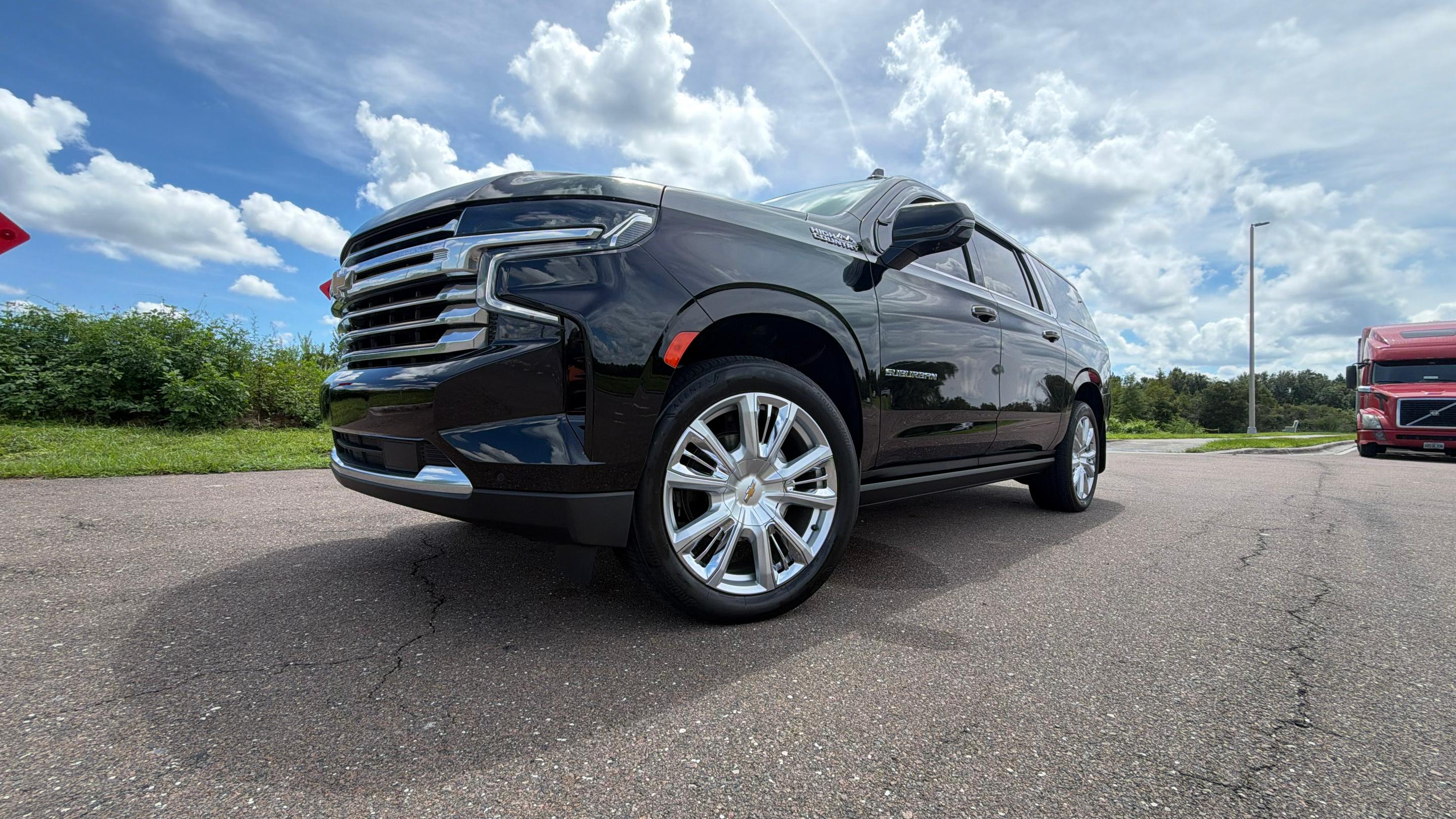 Chevrolet Suburban 2023 in Tampa, FL