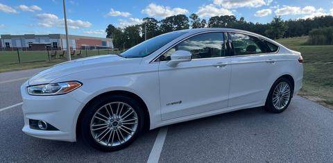 Ford Fusion Hybrid 2014