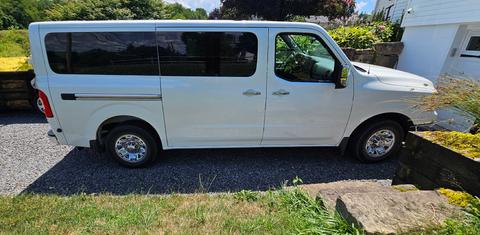 Nissan NV 2017