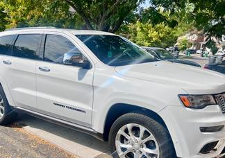 Jeep Grand Cherokee car