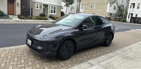 Tesla Model Y 2026