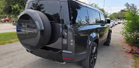 Land Rover Defender 2026