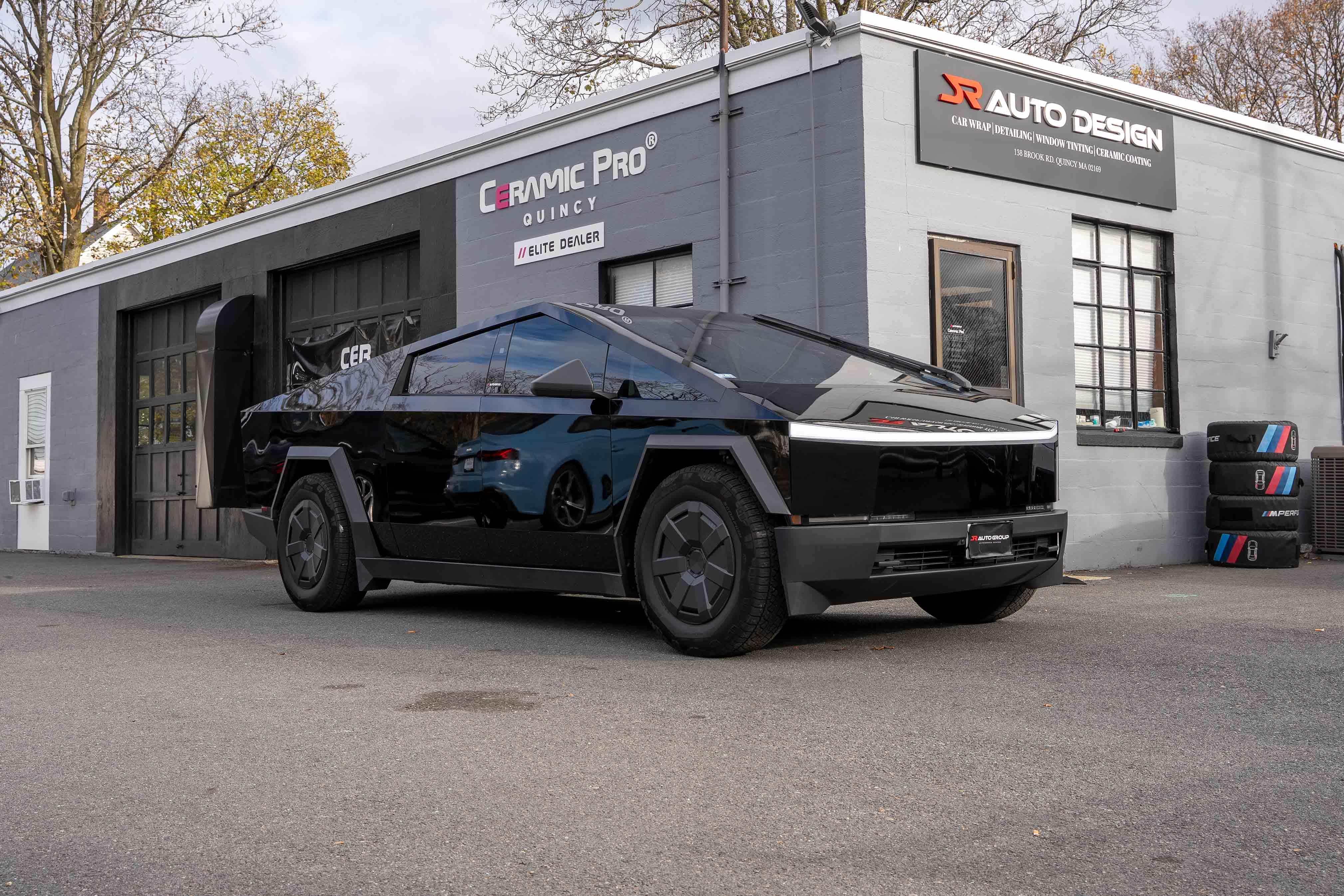 Tesla Cybertruck 2025 in Quincy, MA