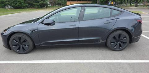 Tesla Model 3 2025