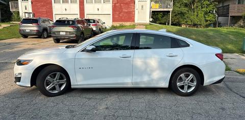 Chevrolet Malibu 2024