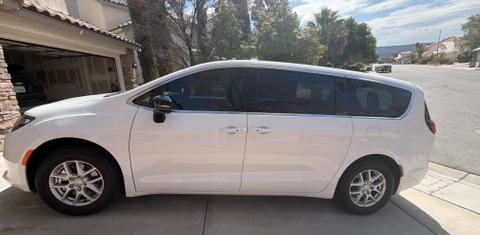 Chrysler Pacifica 2027