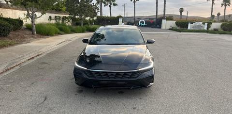 Hyundai Elantra 2025