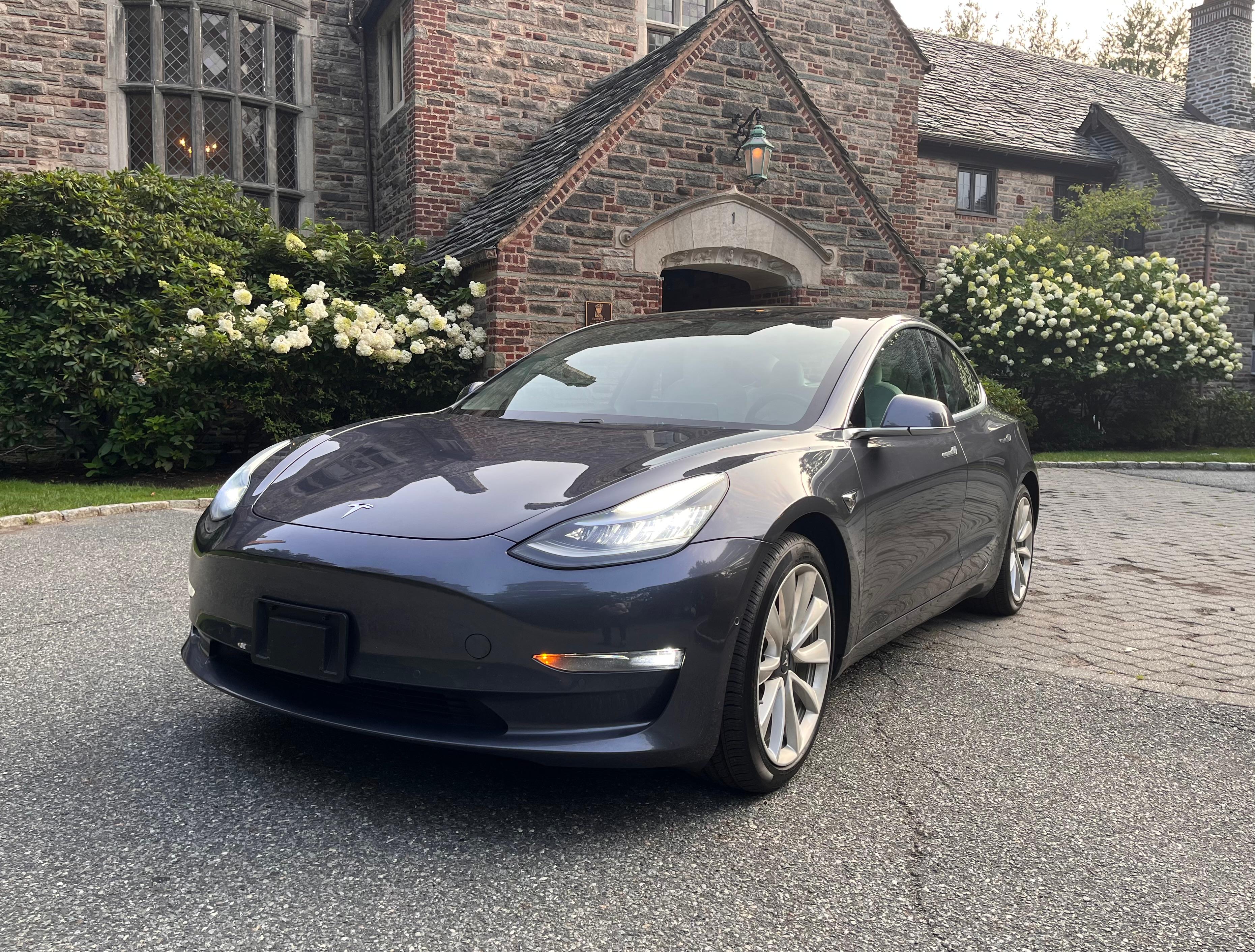 Tesla Model 3 2020 in Tenafly, NJ