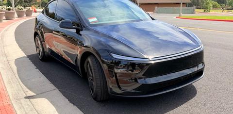 Tesla Model Y 2026