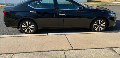 Nissan Altima 2020