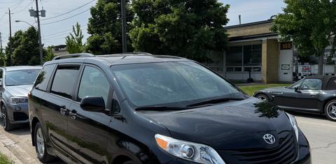 Toyota Sienna 2017