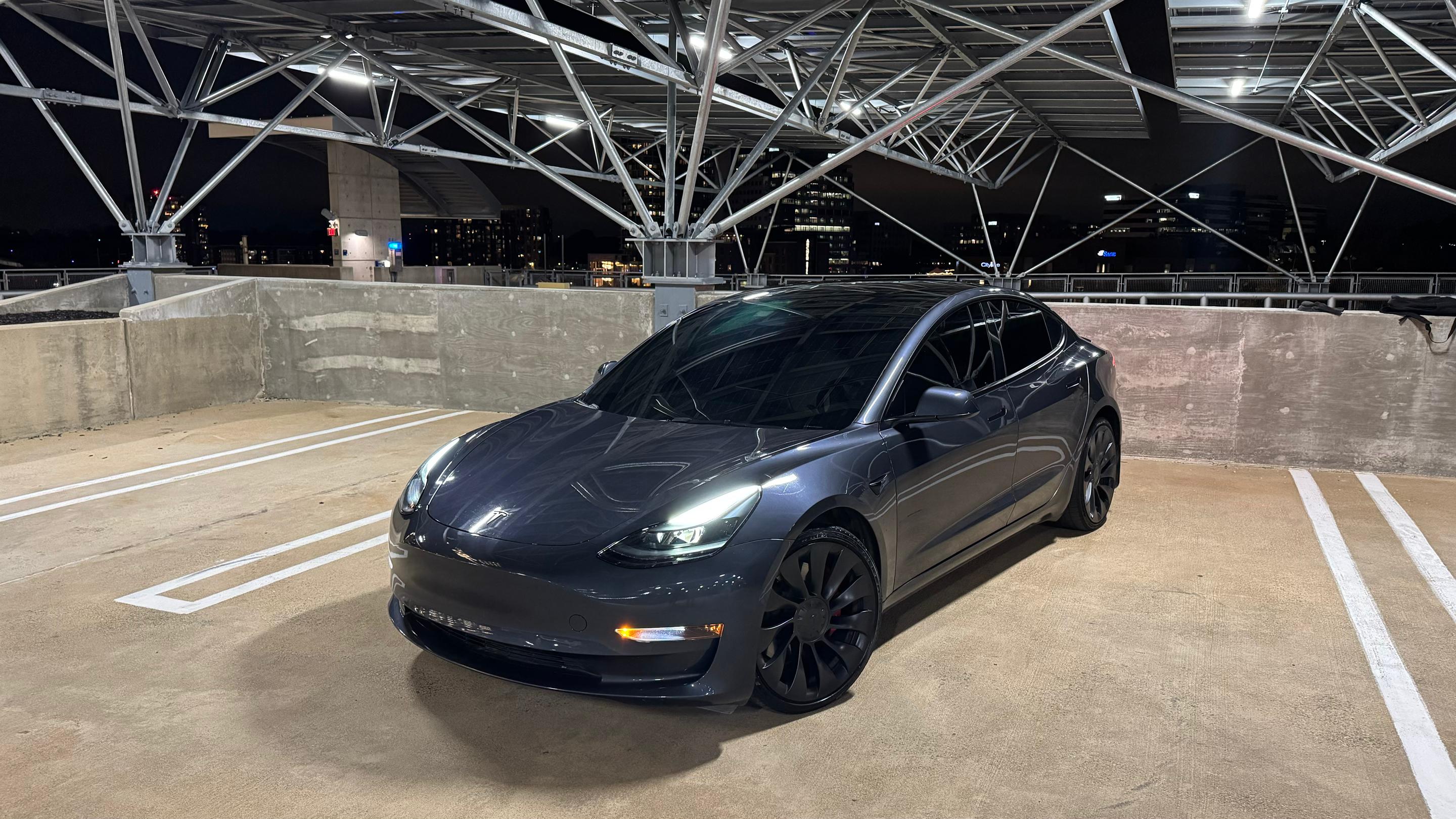 Tesla Model 3 2022 in 