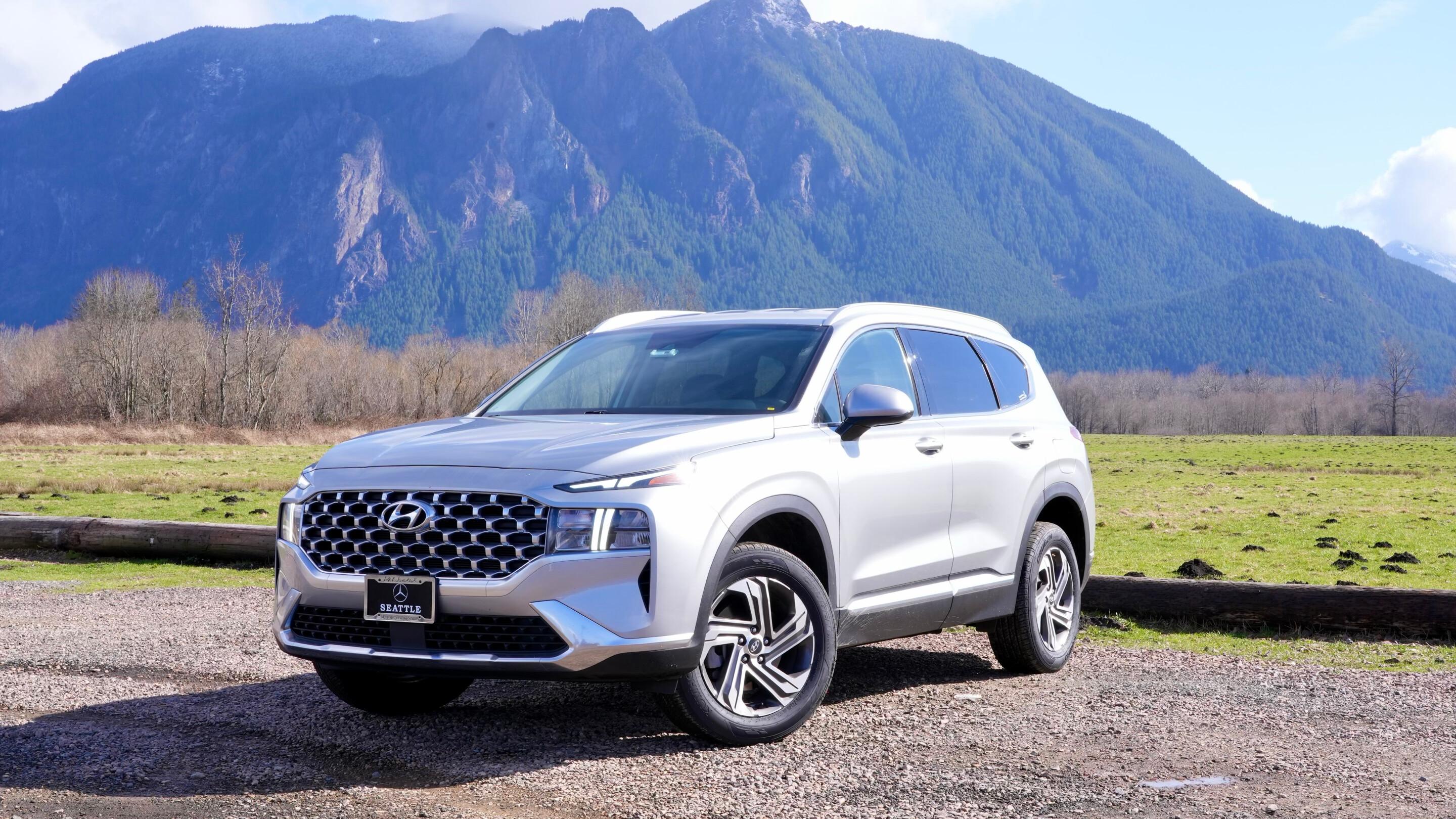 Hyundai Santa Fe 2022 in Bellevue, WA