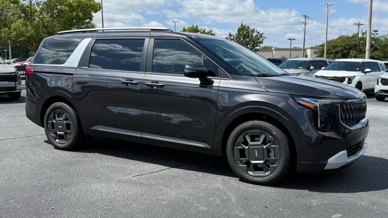 Kia Carnival Hybrid 2026 in Hilo, HI