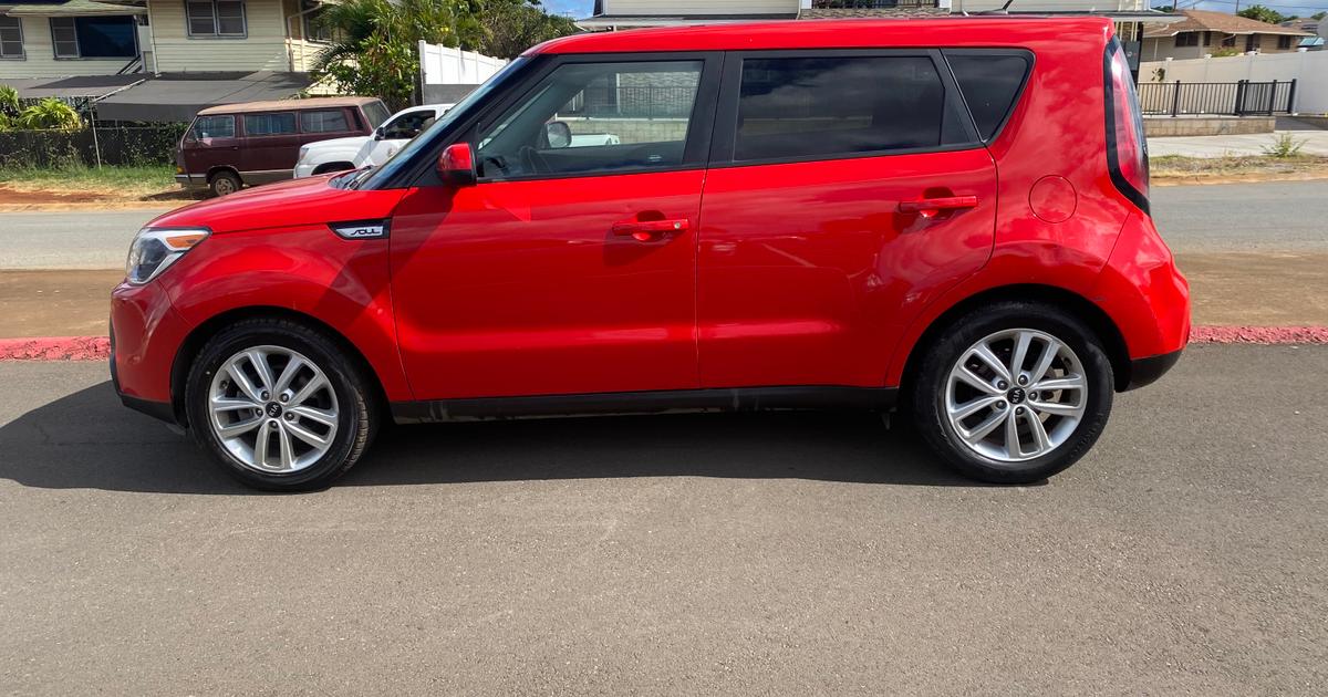 Kia Soul 2019 rental in Pearl City, HI by Bud Lawrence D. Turo