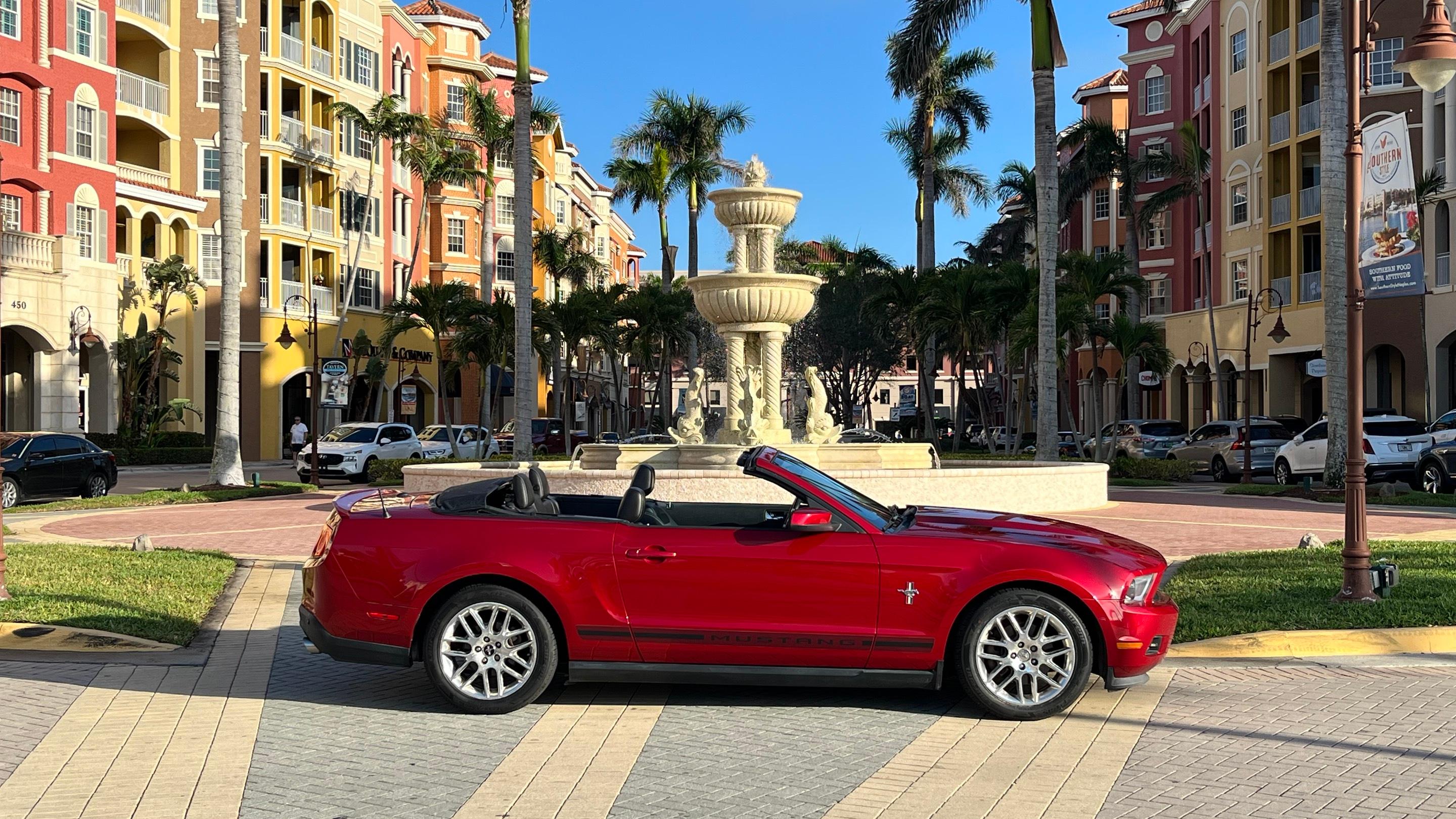 Ford Mustang 2012 in Fort Myers, FL