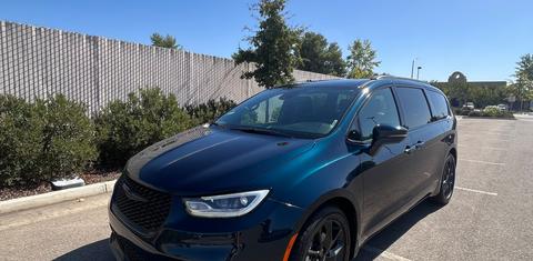 Chrysler Pacifica 2022