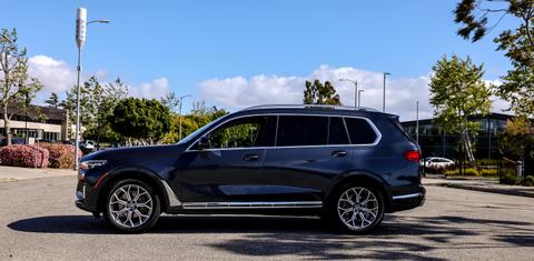 BMW X7 2021