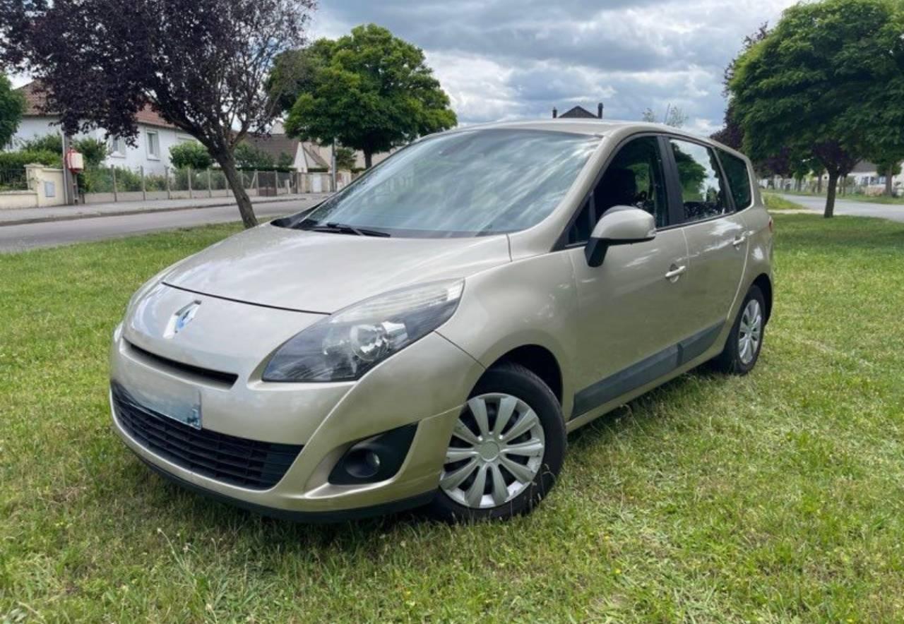 Renault GRAND SCENIC III 2014 à Avignon