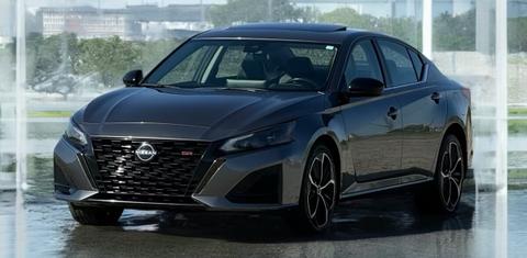 Nissan Altima 2023