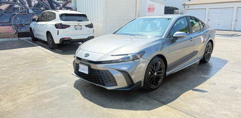Toyota Camry Hybrid 2025