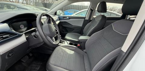 Volkswagen Taos 2024
