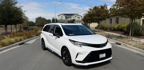 Toyota Sienna 2025