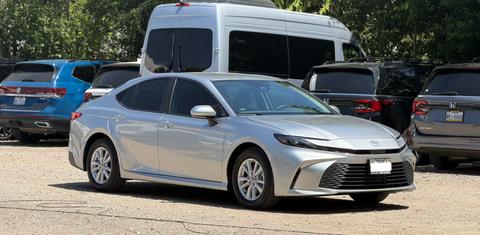 Toyota Camry Hybrid 2026