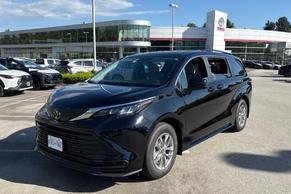 Toyota Sienna 2026 in Port Moody