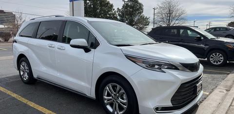 Toyota Sienna 2023