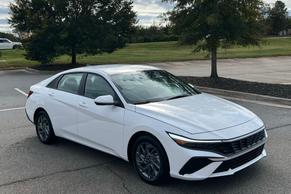 Hyundai Elantra 2024 in Atlanta