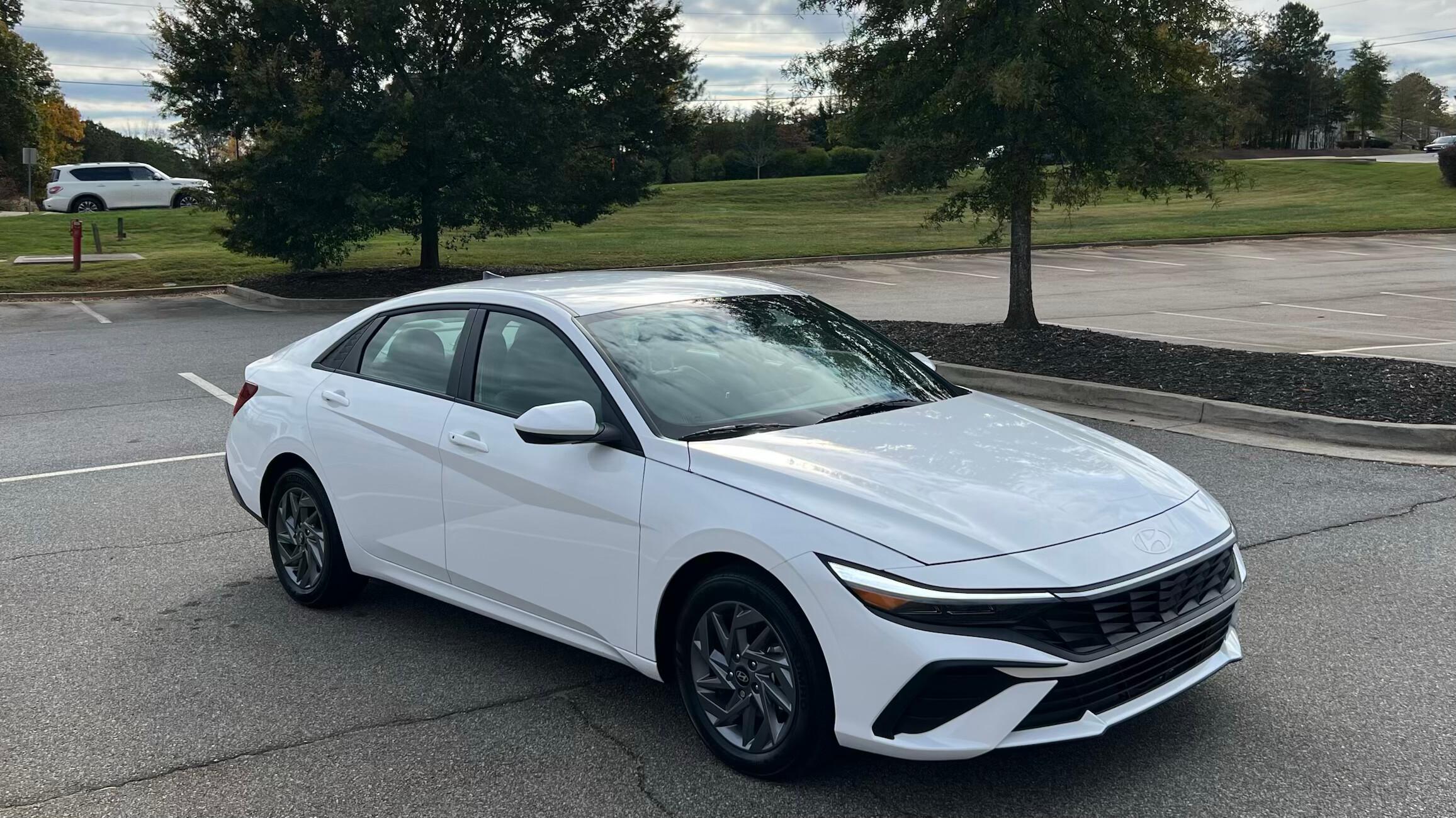 Hyundai Elantra 2024 in Atlanta, GA