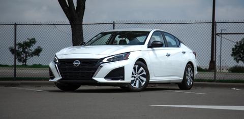 Nissan Altima 2025