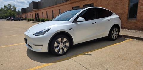 Tesla Model Y 2023