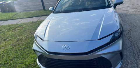 Toyota Camry Hybrid 2026