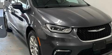 Chrysler Pacifica 2023