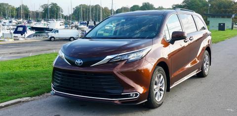 Toyota Sienna 2023