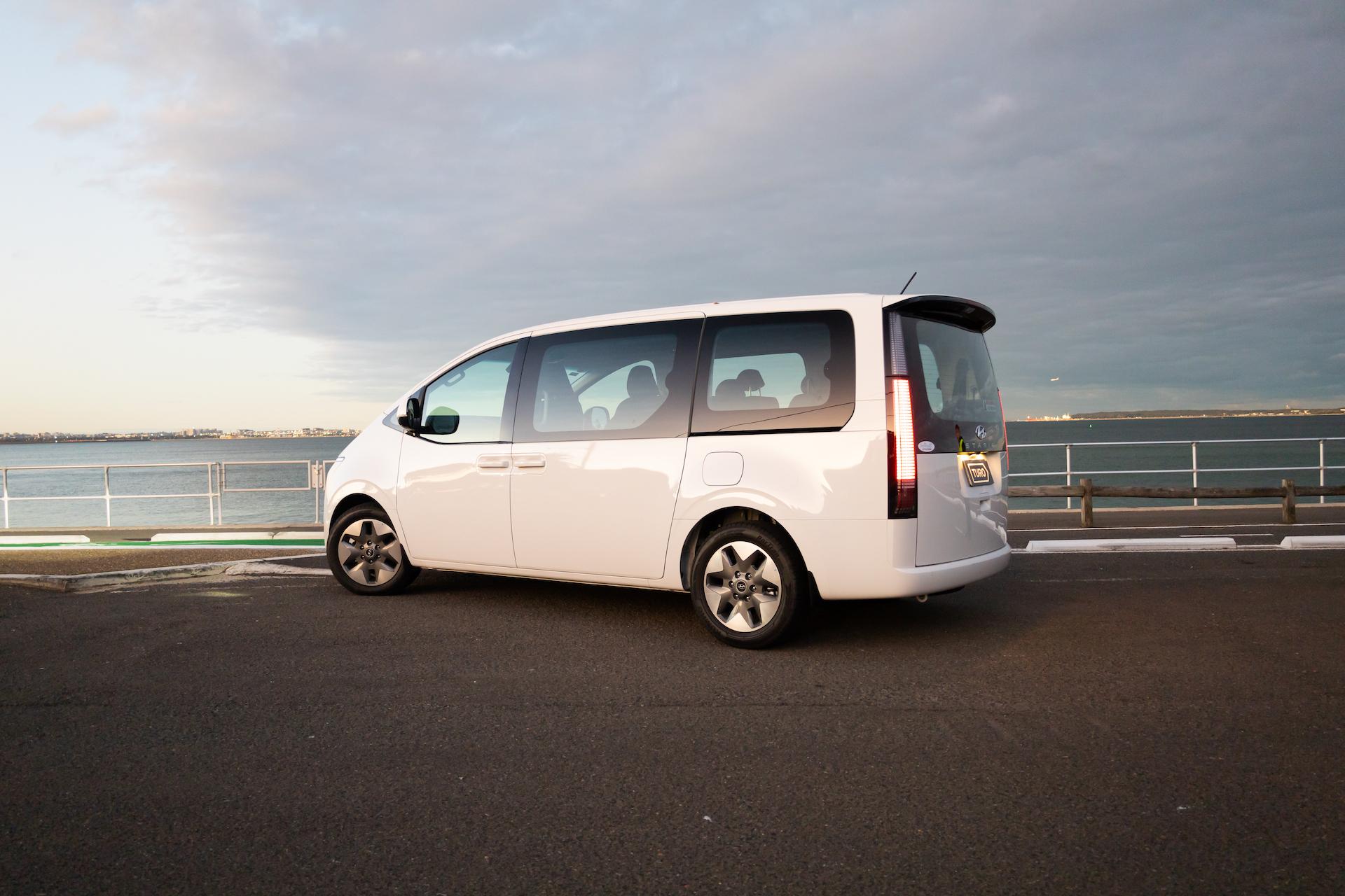 Hyundai STARIA 2023 in Cambridge
