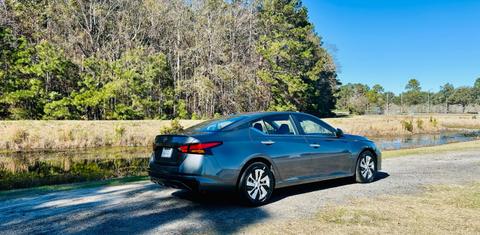 Nissan Altima 2025