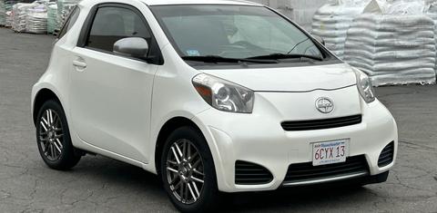 Scion iQ 2014