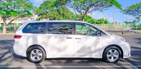 Toyota Sienna 2019