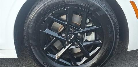 Kia K5 2025